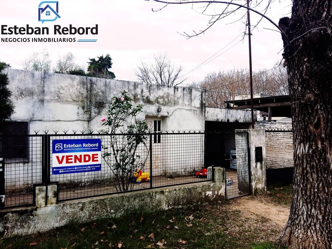 SE VENDE CASA CON IMPORTANTE LOTE - foto 1