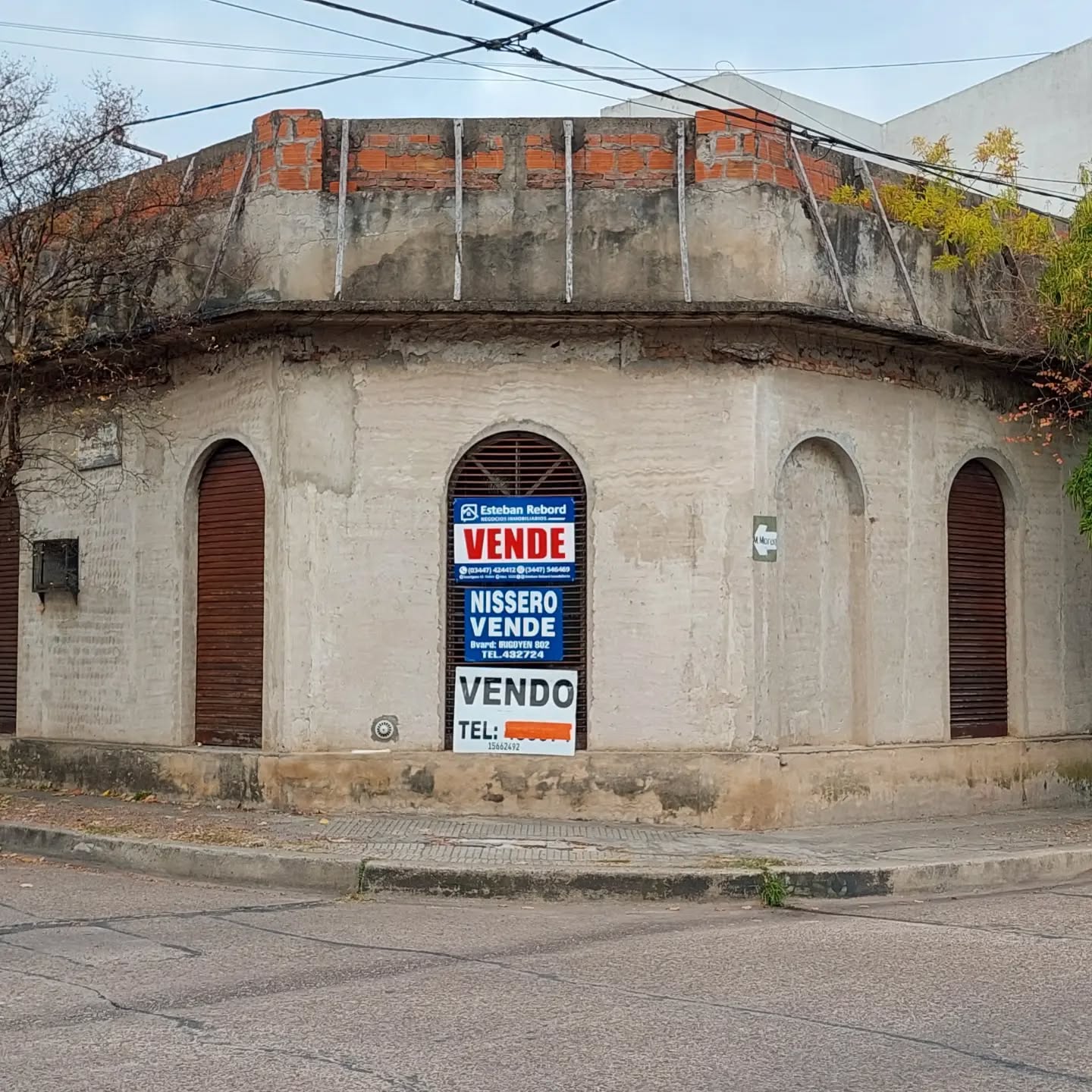 SE VENDE O PERMUTA IMPORTANTE ESQUINA EN CONCEPCIÓN DEL URUGUAY E.R - foto 1