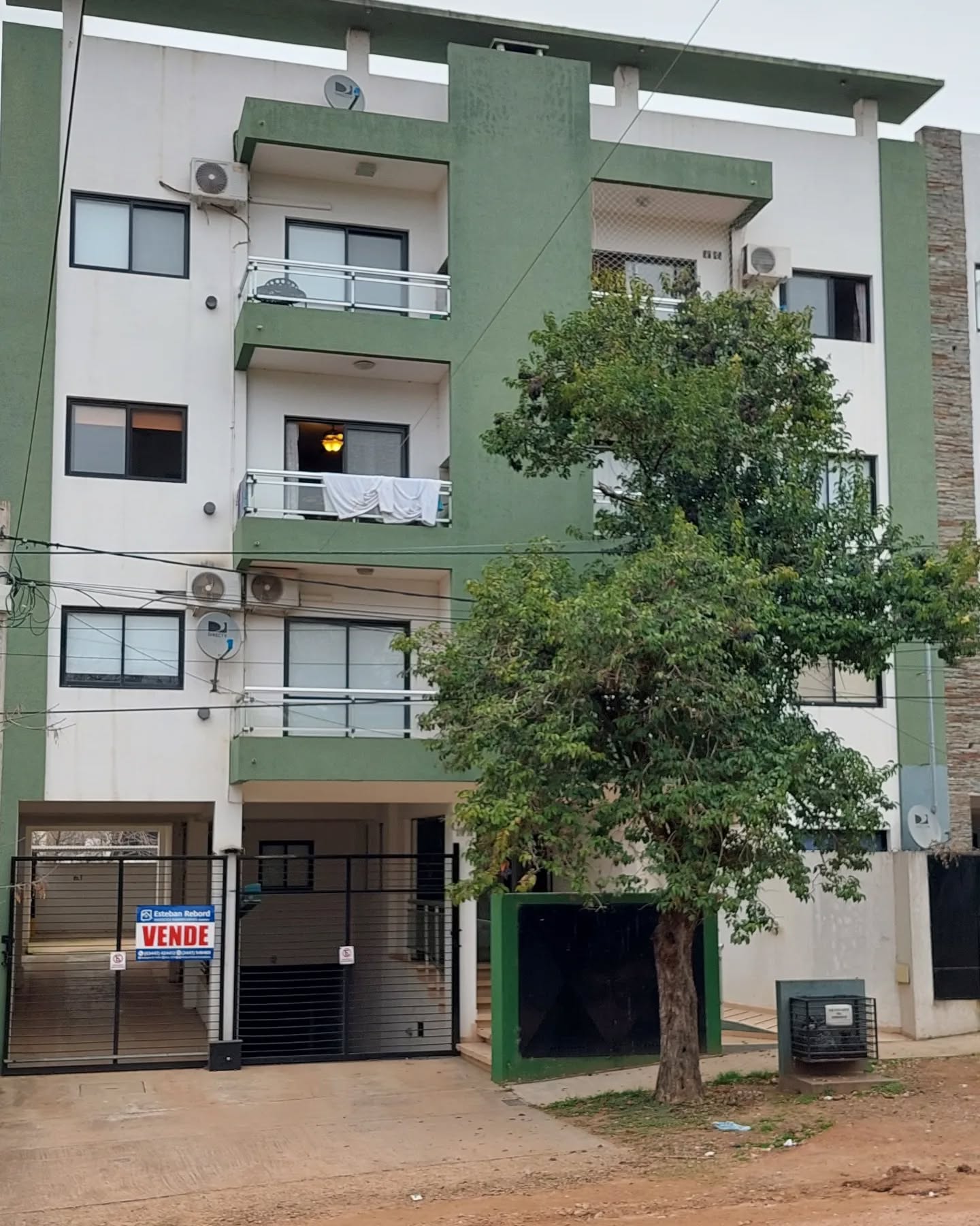 SE VENDE DEPARTAMENTO EN COLON - foto 1