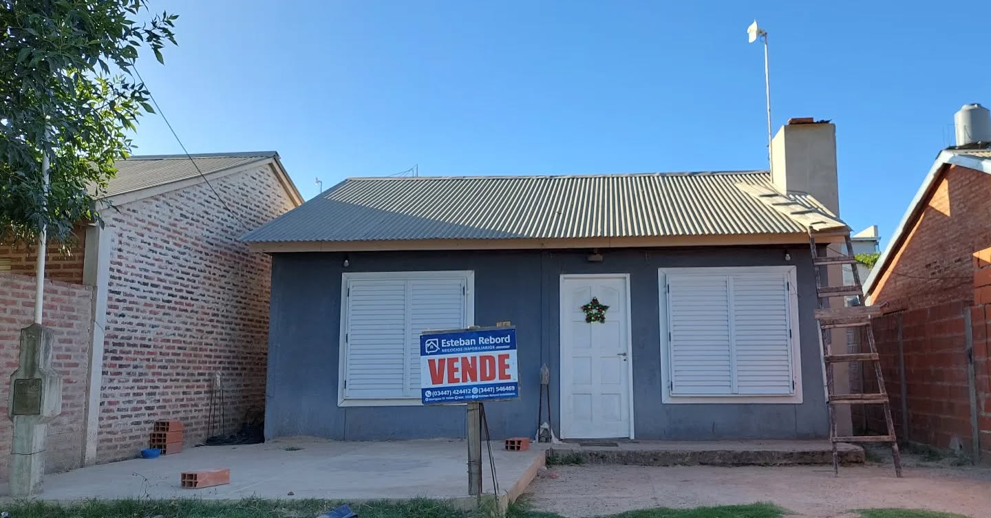 SE VENDE CASA EN COLON - foto 1