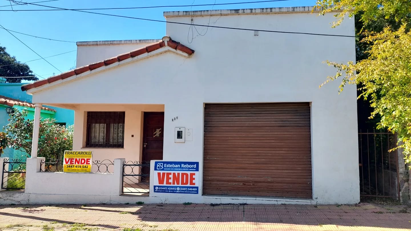 SE VENDE CASA EN COLÓN - foto 1