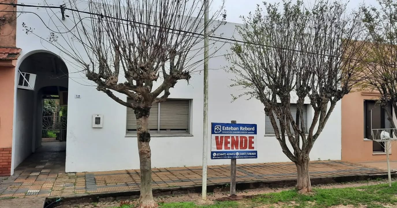SE VENDE CASA EN LIEBIG - foto 1