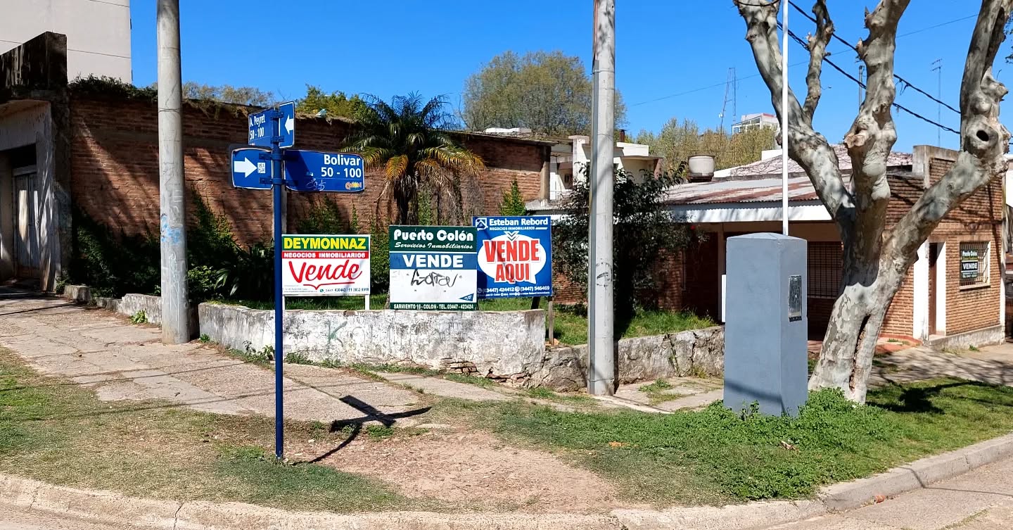 SE VENDE IMPORTANTE ESQUINA DE COLÓN - foto 1
