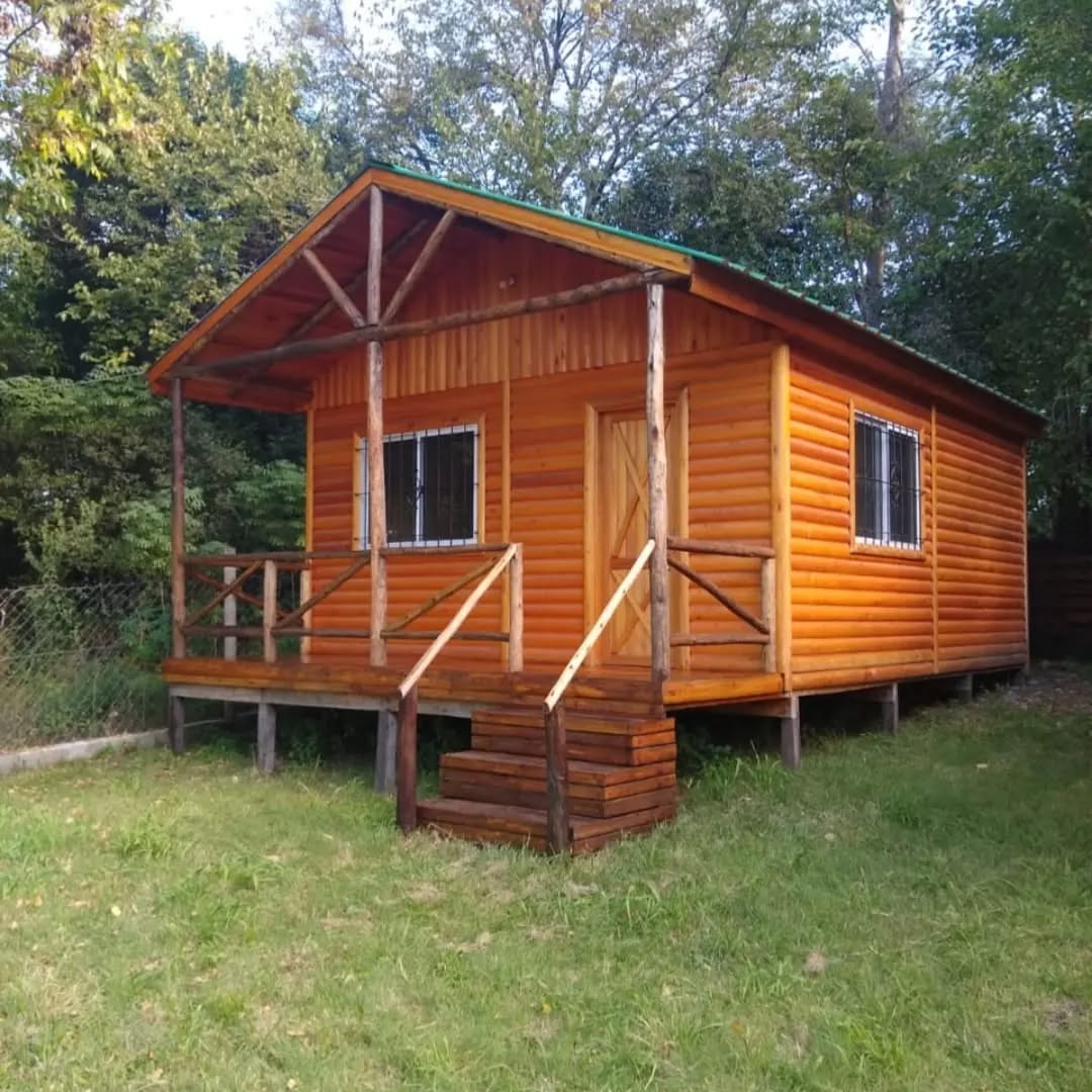 SE VENDEN DOS CABAÑAS EN ACCESO A LIEBIG - foto 1