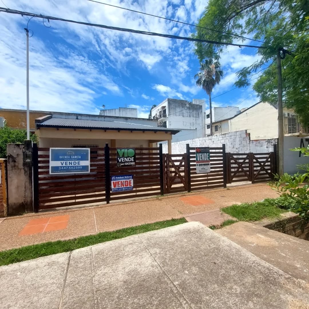 SE VENDE CASA EN COLÓN - foto 1