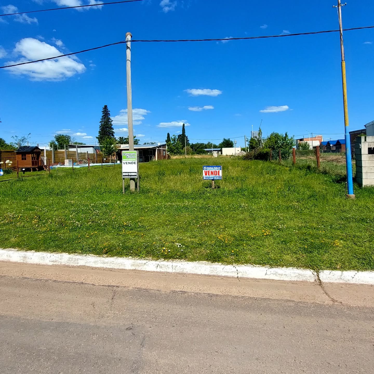 SE VENDE LOTE EN PRONUNCIAMIENTO - foto 1