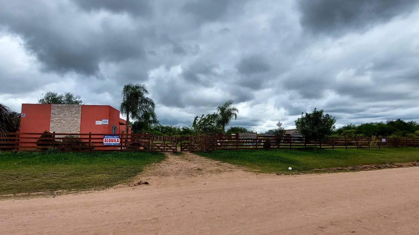SE ALQUILA COMPLEJO TURÍSTICO - foto 1