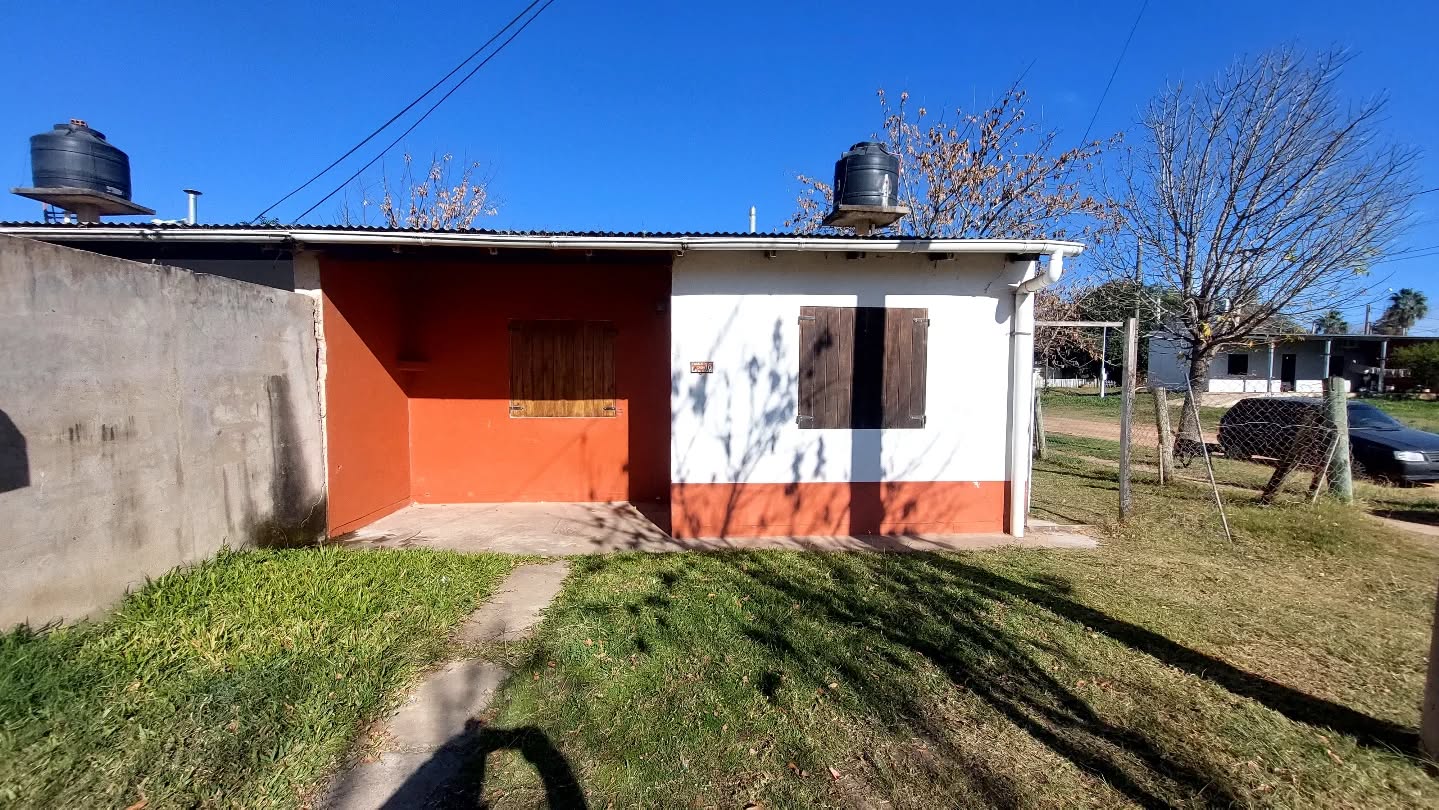 SE VENDE CASA EN COLÓN - foto 1