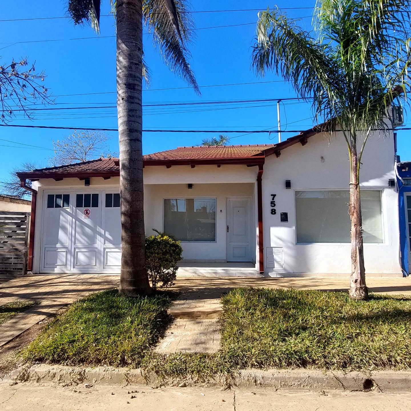 SE VENDE IMPORTANTE PROPIEDAD EN COLÓN - foto 1
