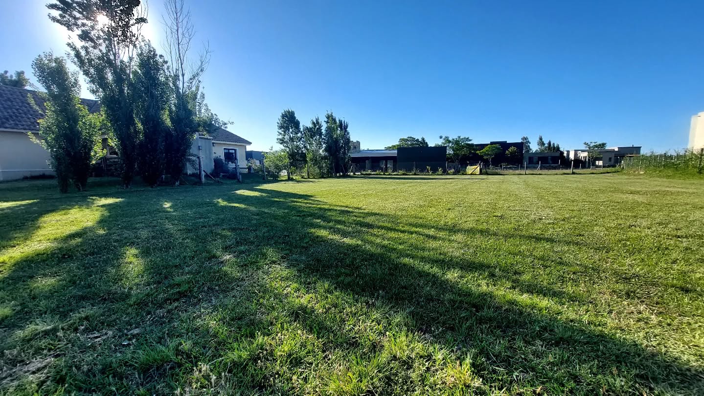 SE VENDE LOTE - foto 1