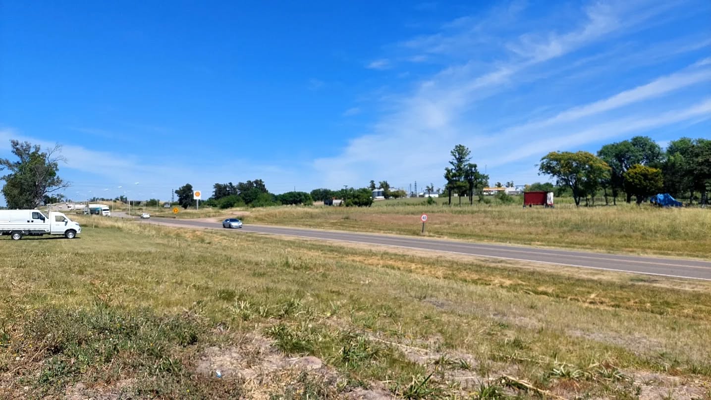 SE ALQUILA LOTE SOBRE RUTA 135 - foto 1